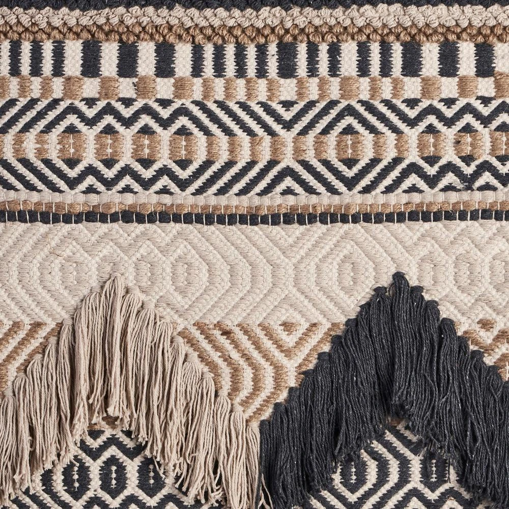 LR Home Trellis Beige / Charcoal Geometric Braided Fringed Wall Tapestry 5 LR Home Trellis Beige / Charcoal Geometric Braided Fringed Wall Tapestry - Image 3