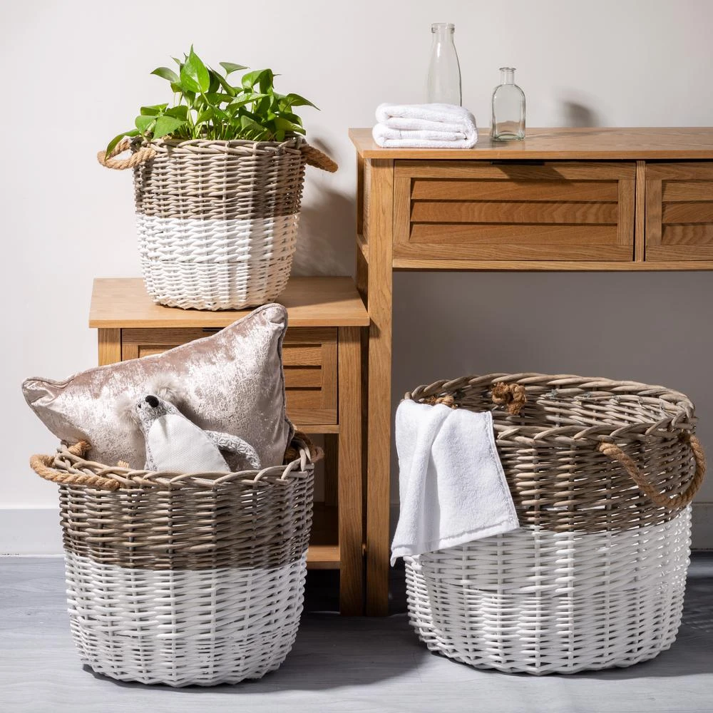 Glitzhome Natural/White Round Wicker Baskets (Set Of 3) 9 Glitzhome Natural/White Round Wicker Baskets (Set Of 3) - Image 7