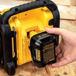 DEWALT 20-Volt MAX Compact Corded / Cordless Worksite Radio 29 DEWALT 20-Volt MAX Compact Corded / Cordless Worksite Radio -Tool Discount Store dewalt jobsite audio dcr018 76 1000