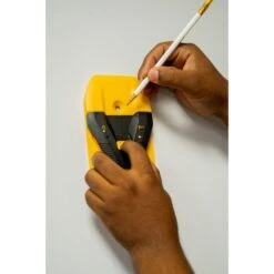 DEWALT 1-1/2 In. Stud Finder 24 DEWALT 1-1/2 In. Stud Finder -Tool Discount Store dewalt stud finders dw0150 fa 1000