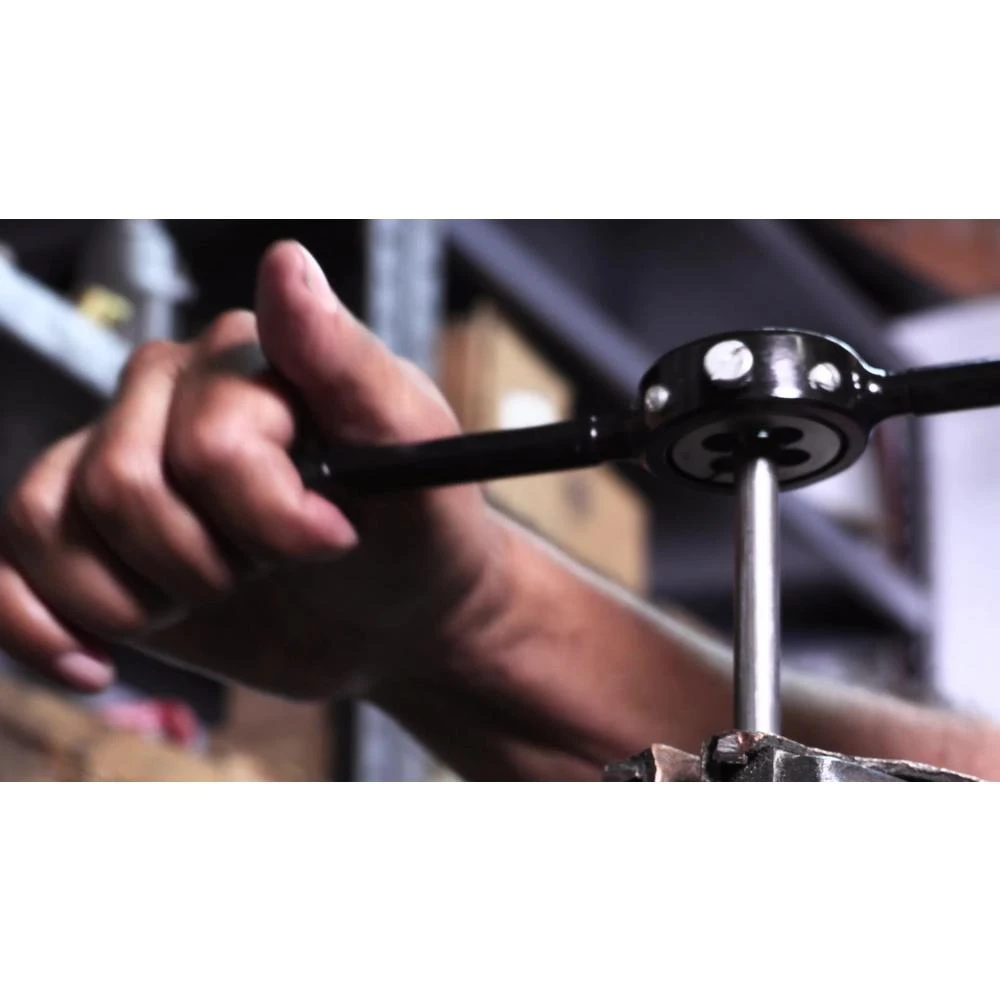 Drill America 3 Mm – 12 Mm Round Dies Carbon Steel NC And NF Tap And Die Set (40-Piece) 8 Drill America 3 Mm – 12 Mm Round Dies Carbon Steel NC And NF Tap And Die Set (40-Piece) - Image 6