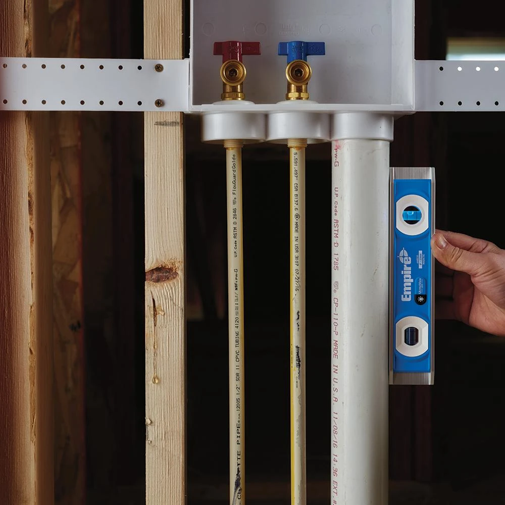 Empire UltraView LED 9 In. Torpedo Level 13 Empire UltraView LED 9 In. Torpedo Level - Image 12