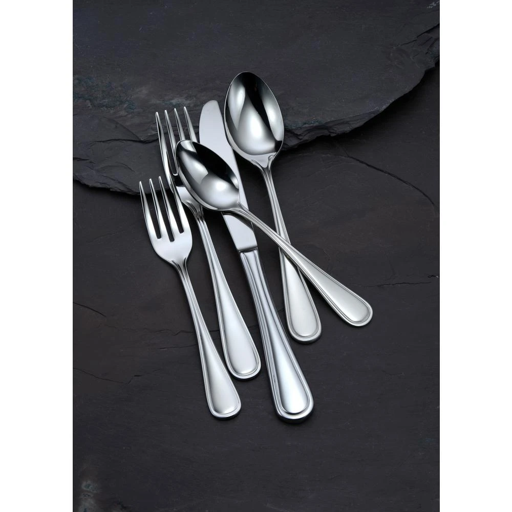 Oneida New Rim II 18/0 Stainless Steel Table Forks, European Size (Set Of 12) 6 Oneida New Rim II 18/0 Stainless Steel Table Forks, European Size (Set Of 12) - Image 4