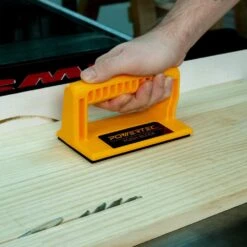POWERTEC Safety Kit – Featherboard, Push Block And Push Stick (3-Pack) 11 POWERTEC Safety Kit – Featherboard, Push Block And Push Stick (3-Pack) -Tool Discount Store powertec saw accessories 71551 1f 1000