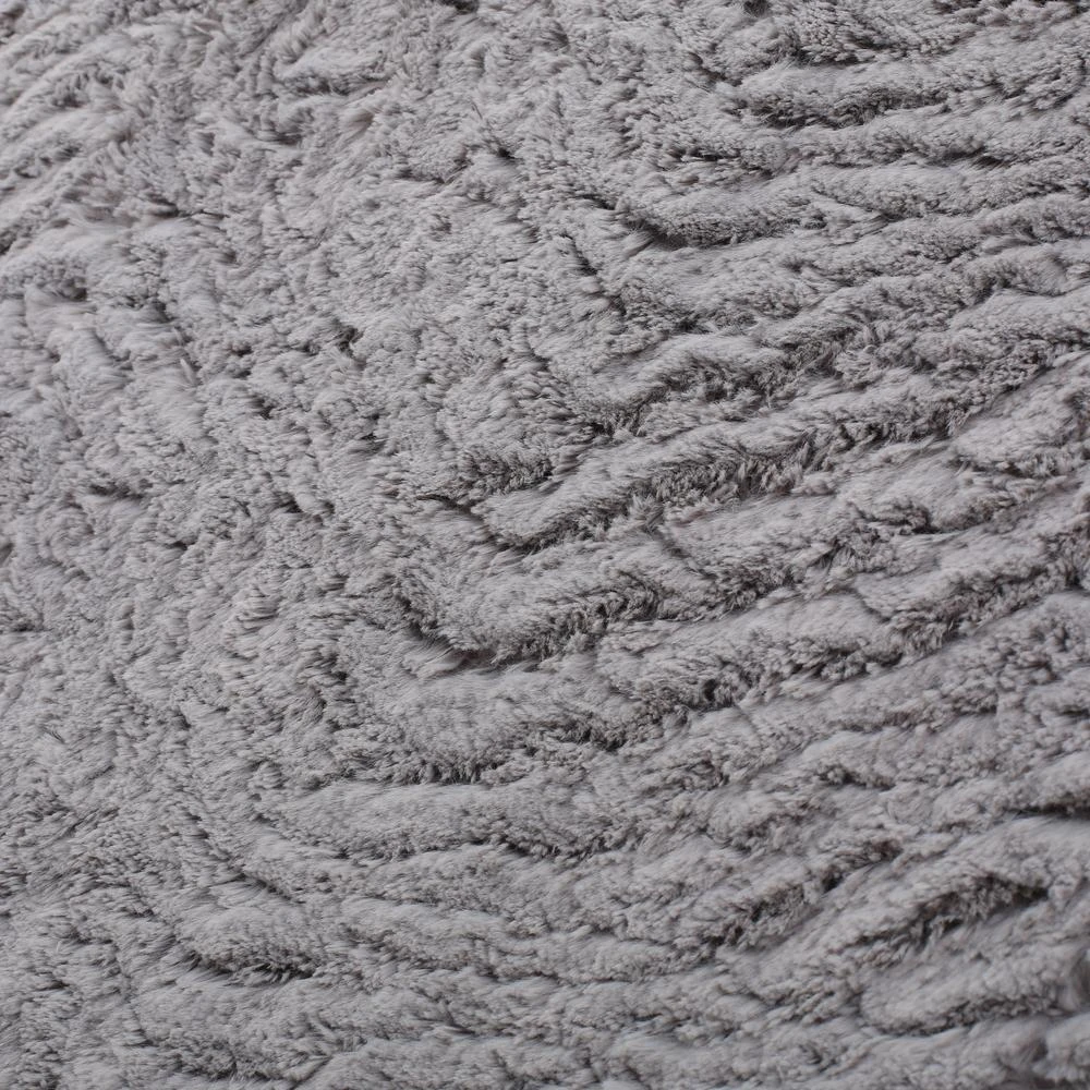 Noble House Toscana Trout Faux Fur Throw Blanket 4 Noble House Toscana Trout Faux Fur Throw Blanket - Image 2