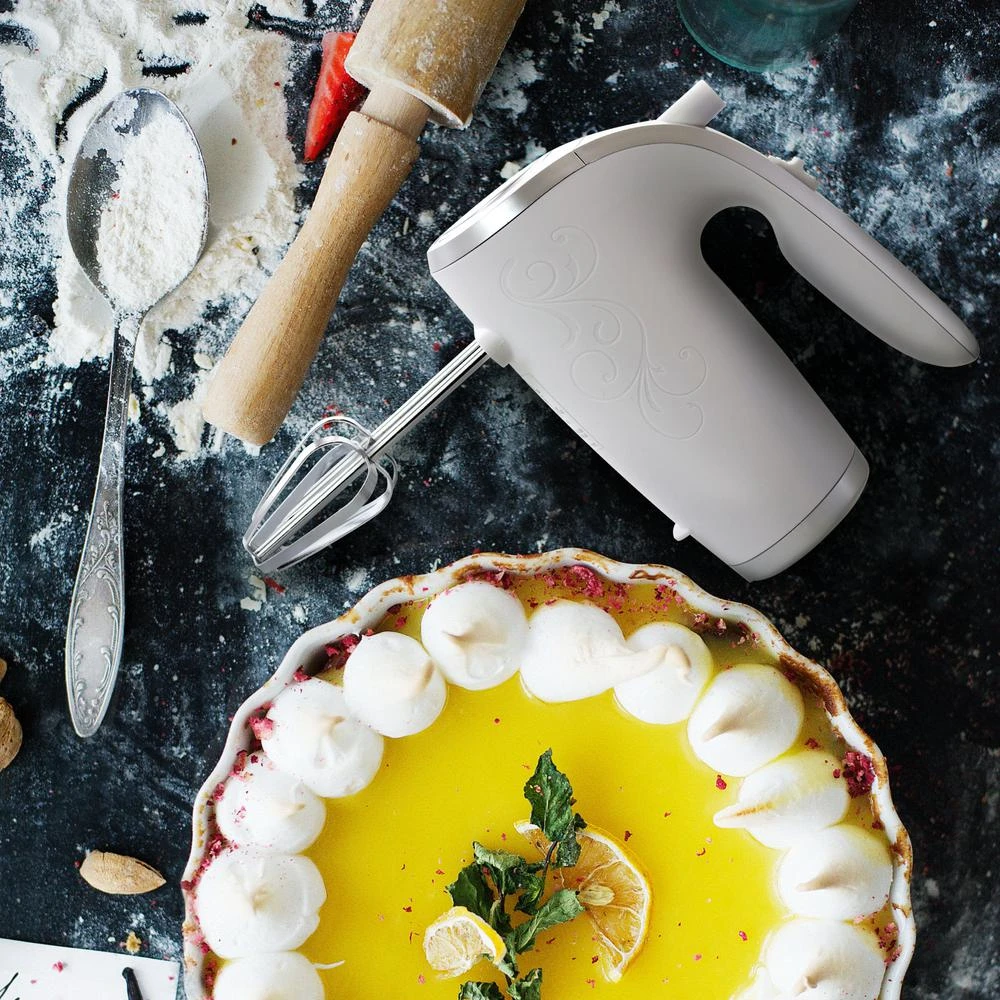 Better Chef 5-Speed 150-Watt White Hand Mixer With Silver Accents 5 Better Chef 5-Speed 150-Watt White Hand Mixer With Silver Accents - Image 3